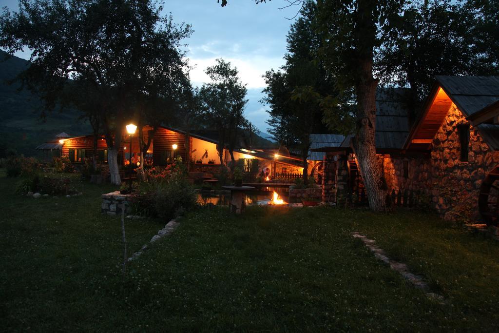 Rafting Camp Tara Center Tri Vodenice Bastasi Dış mekan fotoğraf