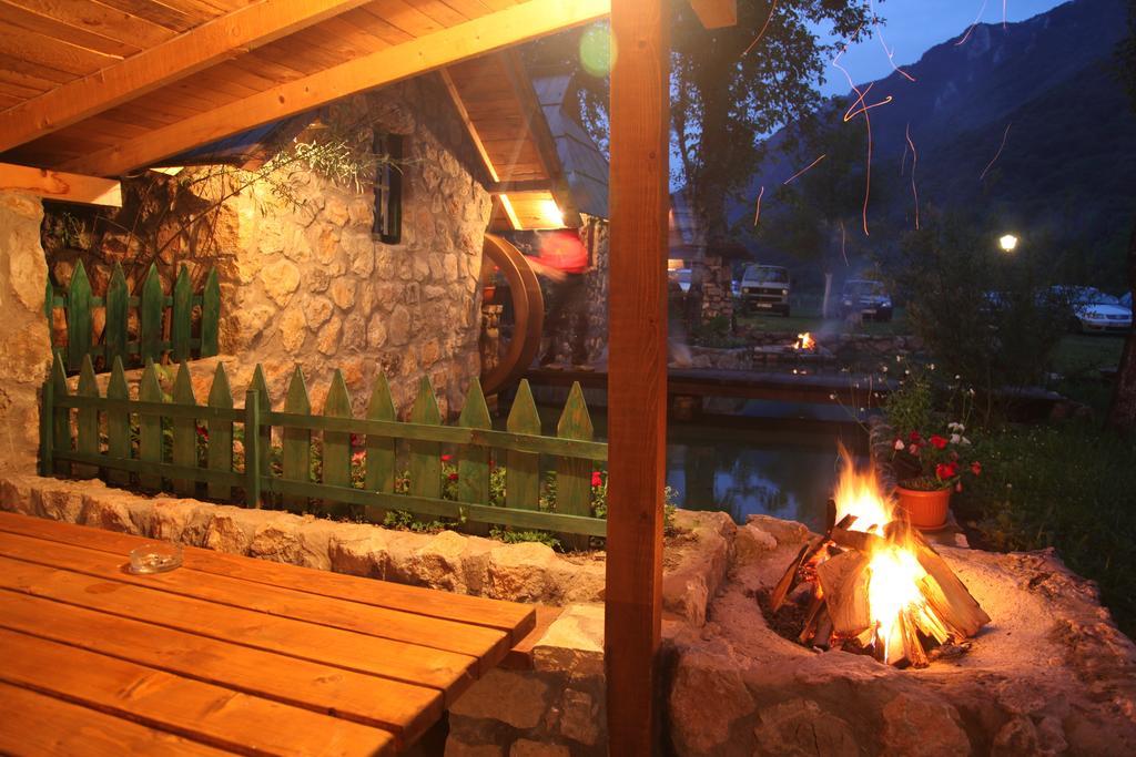 Rafting Camp Tara Center Tri Vodenice Bastasi Oda fotoğraf
